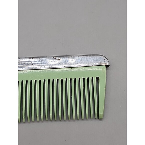 Vintage 7 in Green Plastic Nylon Comb Metal Silver Top EUC - Picture 2 of 5